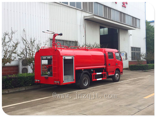 东风多利卡5吨消防洒水车 微信图片_20171206090835.jpg