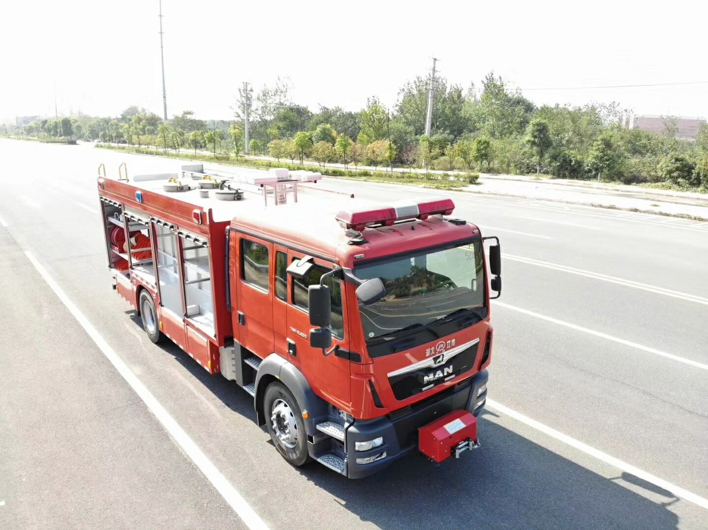 德国曼空气泡沫消防车 0CCC5C239B845F019E114C9640137F29.jpg