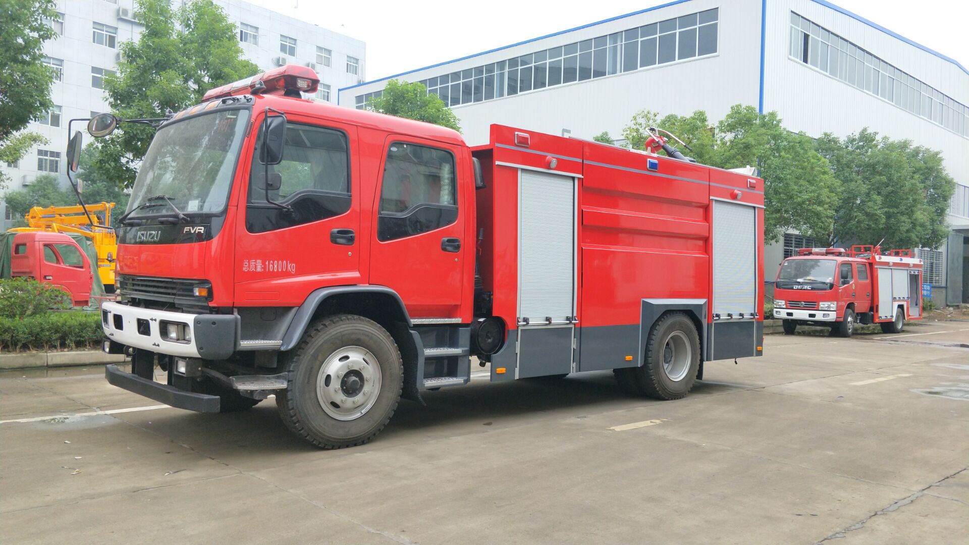 五十铃单桥泡沫消防车 7AA04D9537F11E8256551F3BB535F37C.jpg