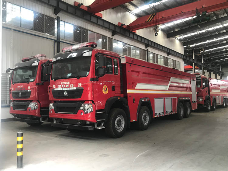 ÖØÆû24¶ÖË«ÅżÝÊ»ÊÒ AFD916C709E7F53480C59989F04AB2BA.jpg