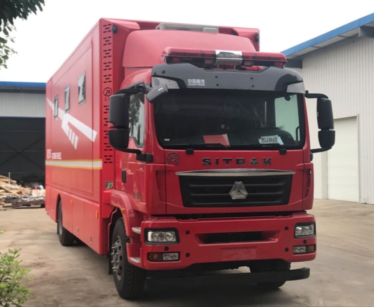 后勤保障车消防车 822a3f8f77969cd2920d2d6e45b73385.jpg